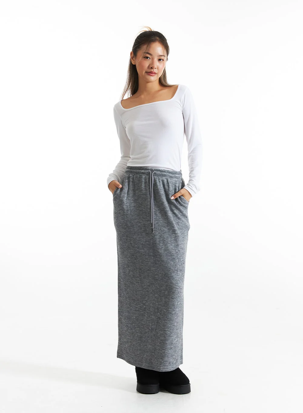 Basic Square Neck T-Shirt CO313 - Image 6