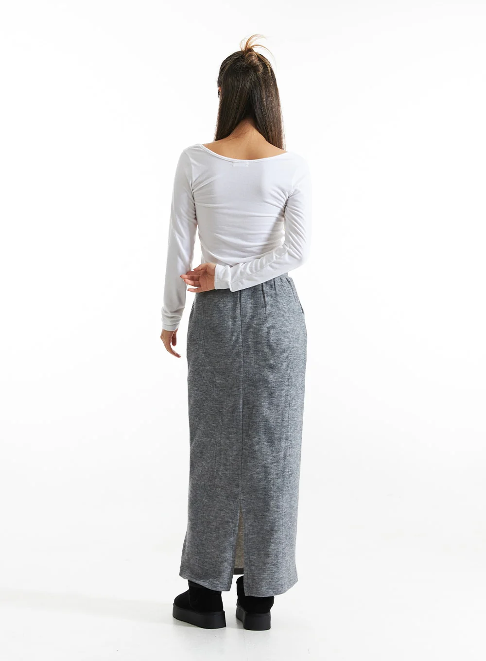 Basic Square Neck T-Shirt CO313 - Image 9