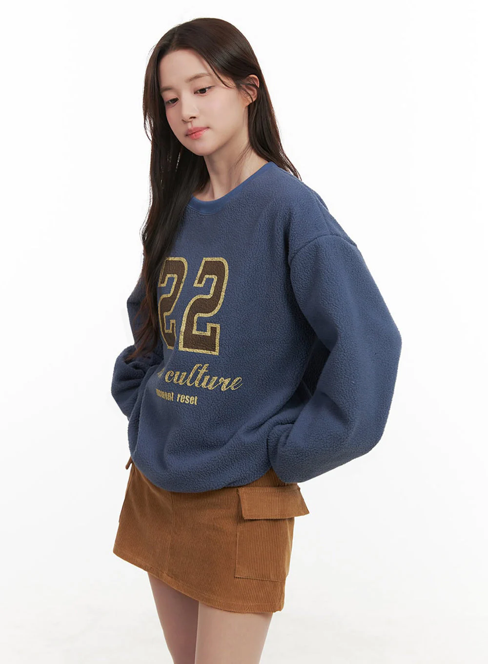 Fuzzy Oversized Crew-Neck Sweatshirt IJ510 - Image 8