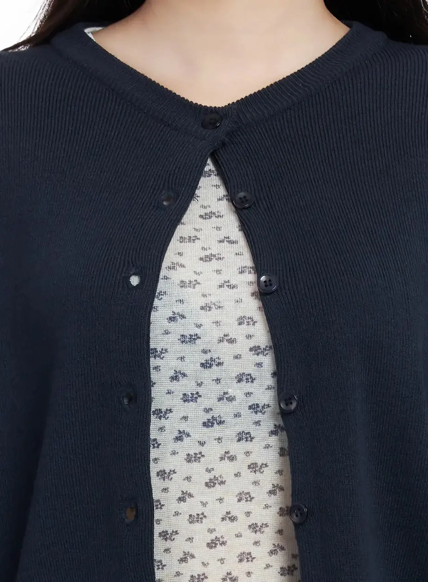 Round Neck Knit Cardigan IM502 - Image 4