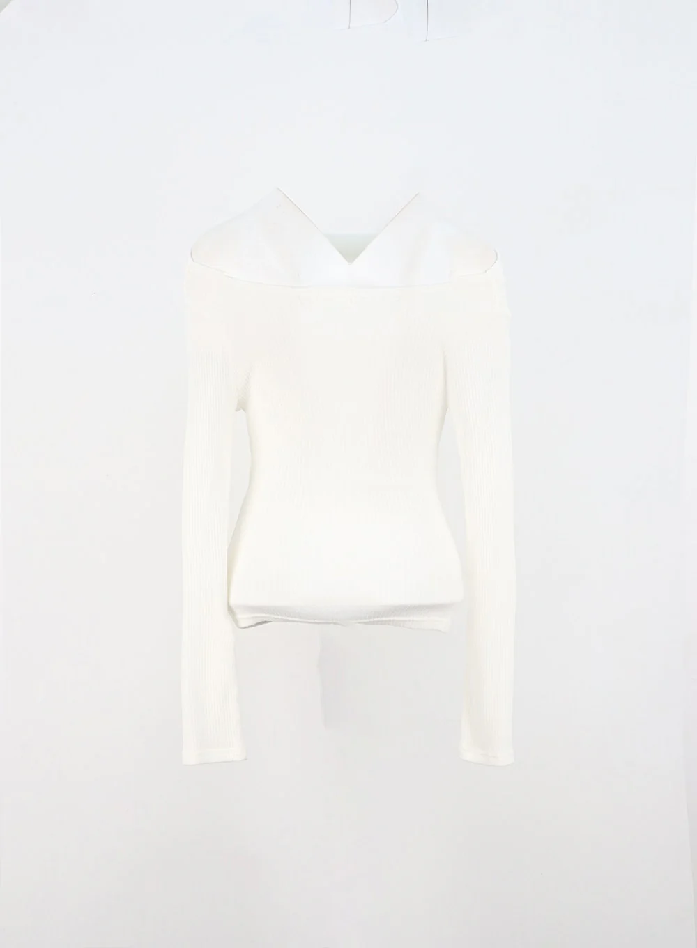 Wide Neck Off-Shoulder Tee IN308 - Image 9